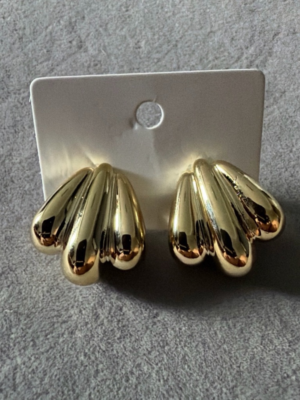 Gold Statement Fan-Style Clip Earrings
